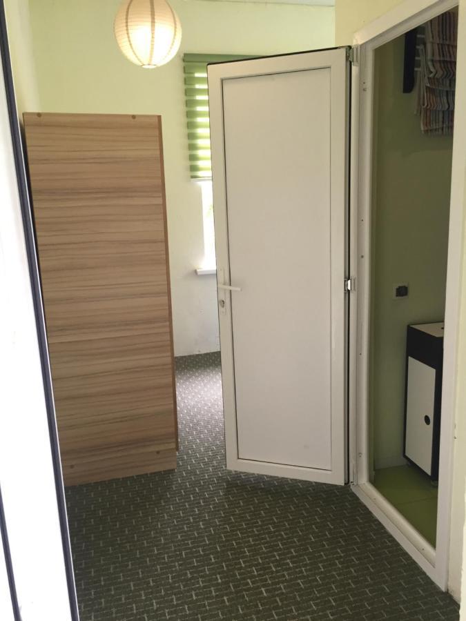 Guest House Inkit Pizunda Esterno foto