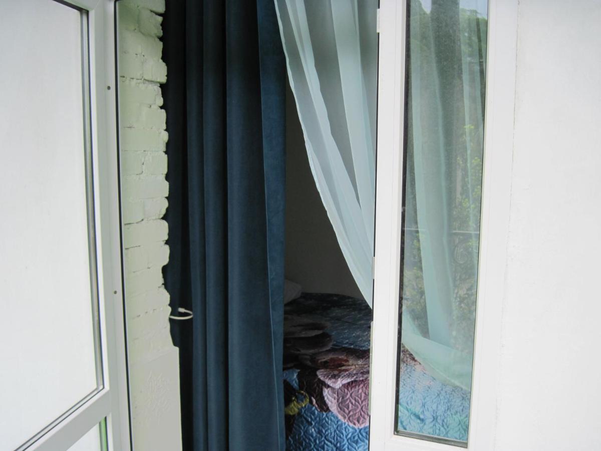 Guest House Inkit Pizunda Esterno foto