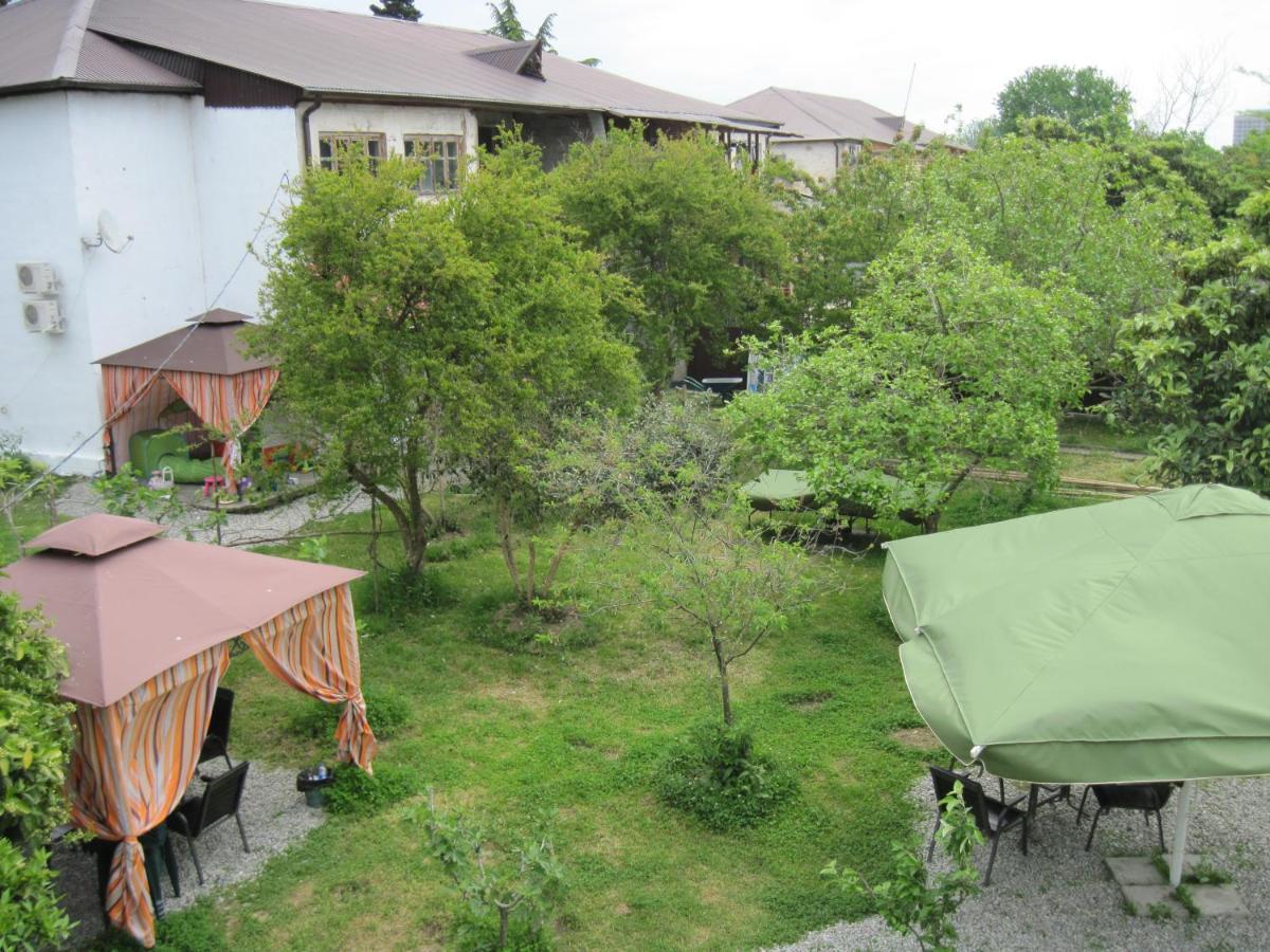 Guest House Inkit Pizunda Esterno foto